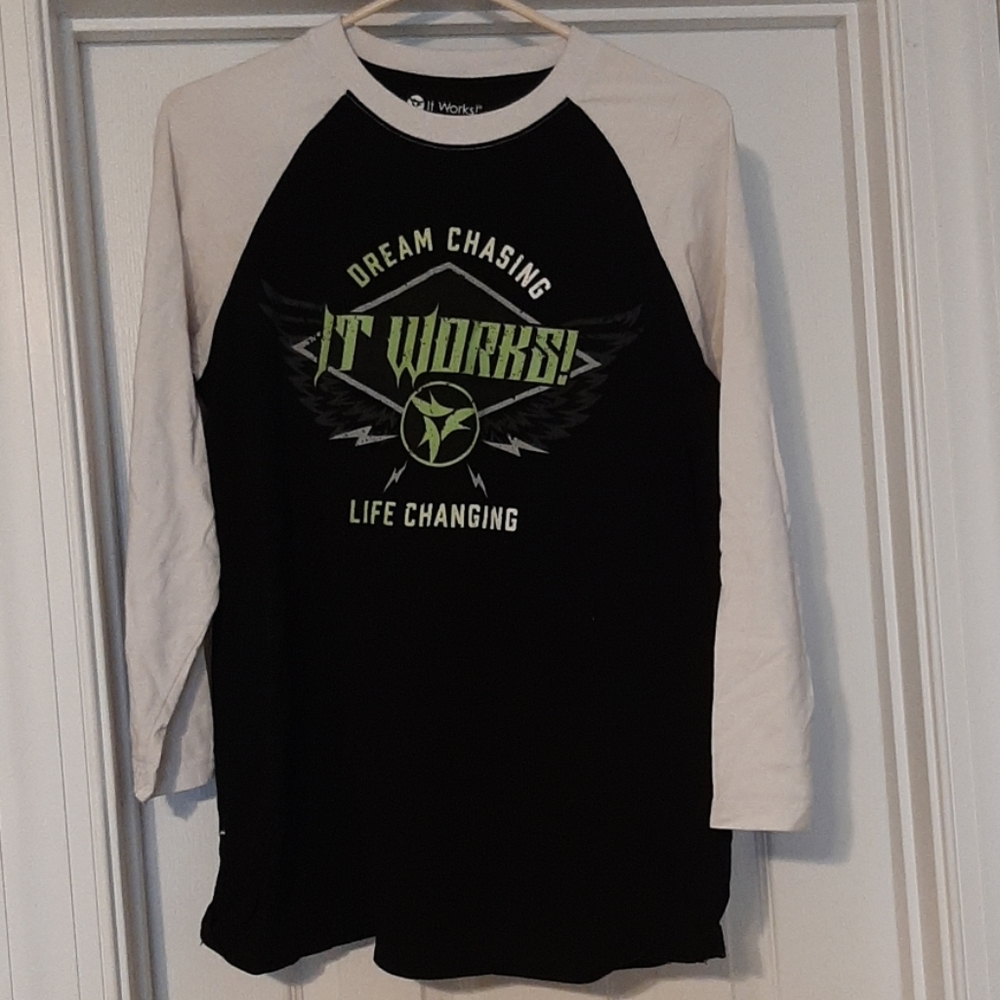 ItWorks Distressed Life Changer 3/4 sleeve shirt